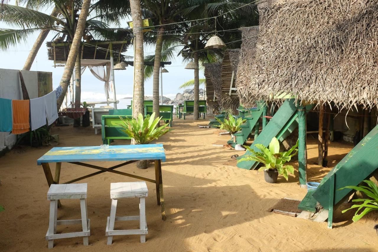 Oynise Beach Cabin Galle Dış mekan fotoğraf