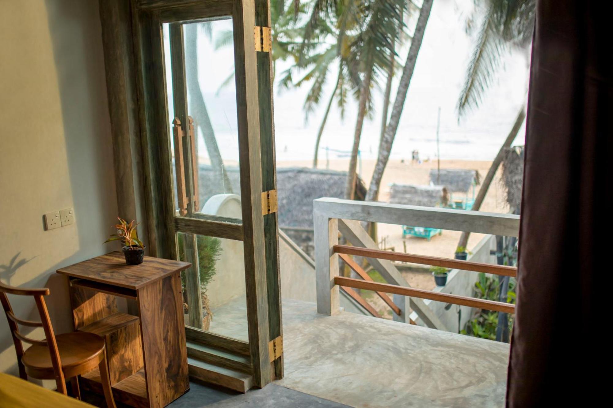Oynise Beach Cabin Galle Dış mekan fotoğraf